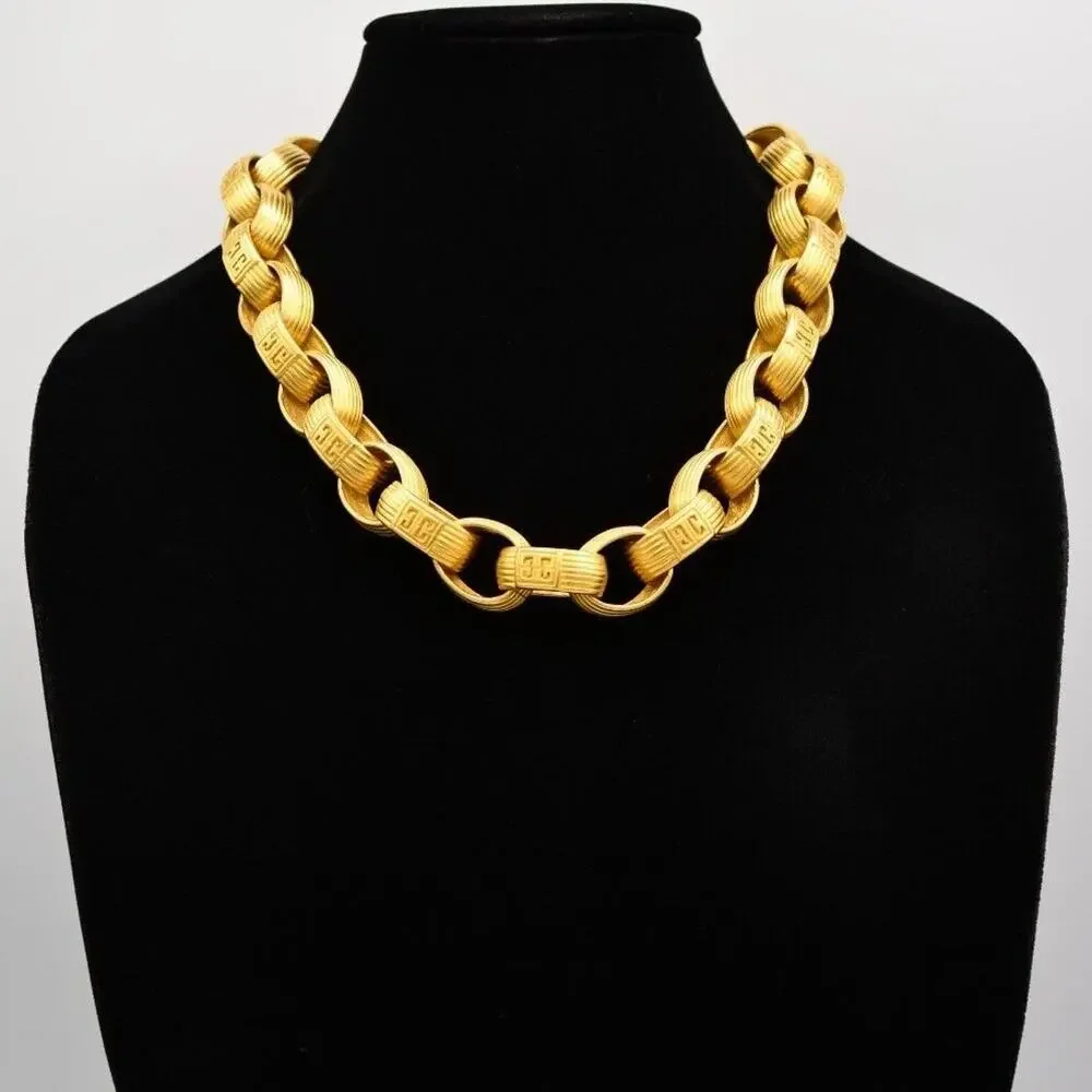 Givenchy stunning necklace